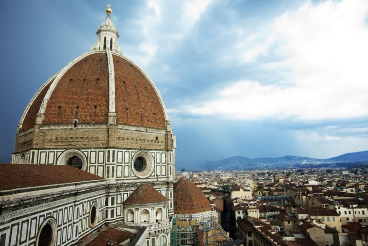 Ferienwohnung Romantico Attichino Con Terrazzo Vista Duomo !! Florenz Exterior foto