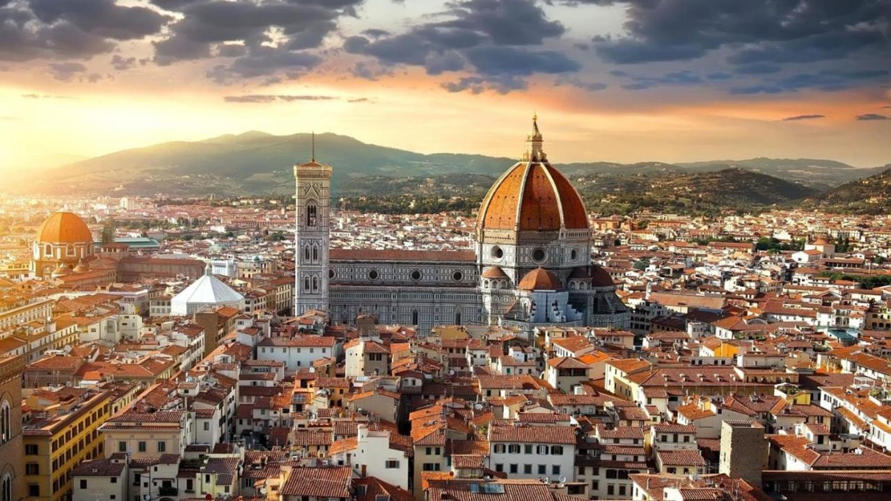 Ferienwohnung Romantico Attichino Con Terrazzo Vista Duomo !! Florenz Exterior foto